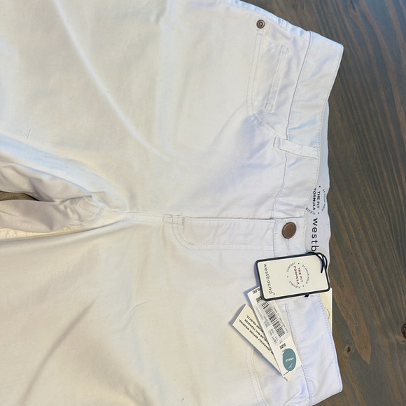 White jeans - Picture 8 of 9